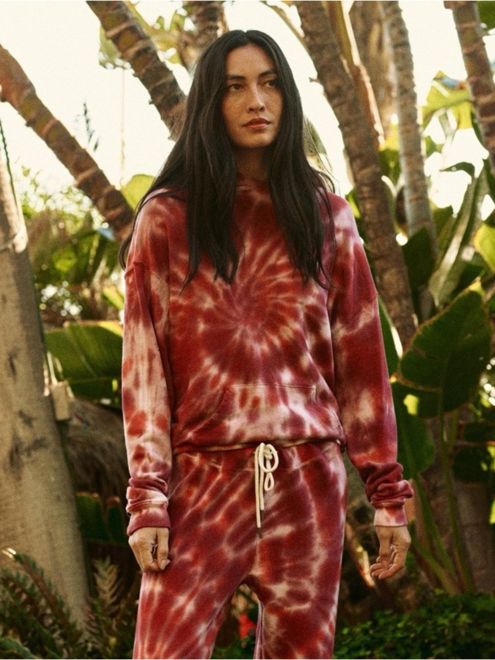 THE GREAT. Women's Maroon Tie-Dye Sweatshirt